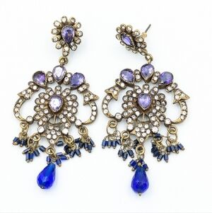 4/24$ 🌻 Exotic statement rhinestone dangle earrings